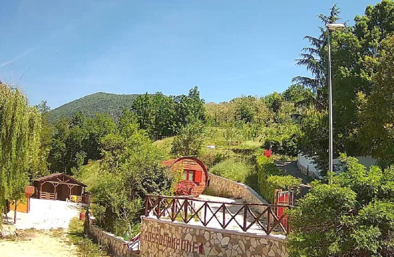 Agriturismo Rosso Lampone Cerreto Laziale ภายนอก รูปภาพ
